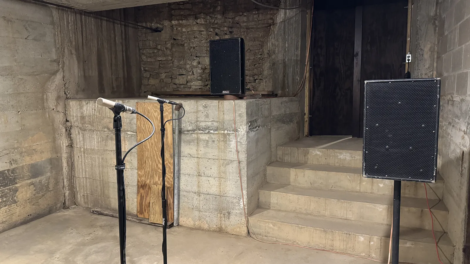 Master Recording Echo Chamber